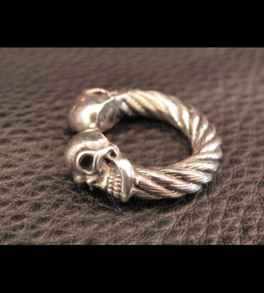 画像2: Quarter Skull With Cable Wire Bangle Ring (2)
