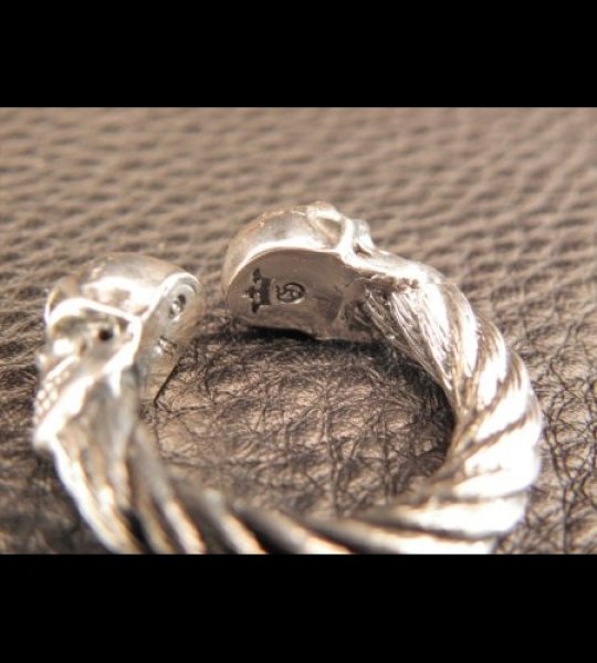 画像8: Quarter Skull With Cable Wire Bangle Ring (8)