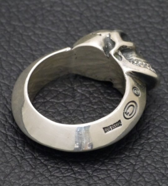 画像2: Single Skull Triangle Wire Bangle Ring (2)