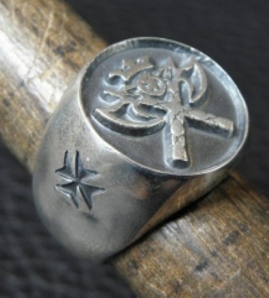 画像4: Battle-Ax Round Stamp Ring (4)