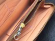 画像17: Atelier Mark Overlay Saddle Leather Round Zip Wallet (Natural) (17)