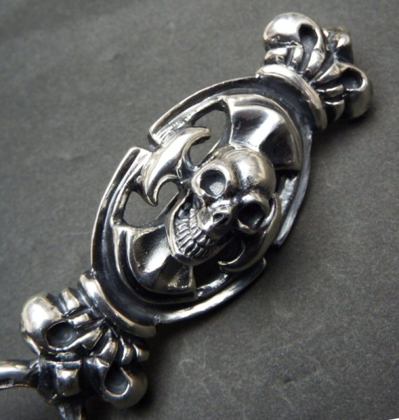 画像2: Skull on W crown battle-ax keeper & all 19 skull braided lether wallet chain (2)