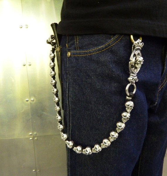画像8: Skull on W crown battle-ax keeper & all 19 skull braided lether wallet chain (8)