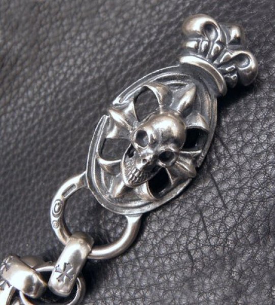 画像14: Skull On Crown Cross Oval Keeper With All H.W.O Links & Single Skull Drop Chain (14)