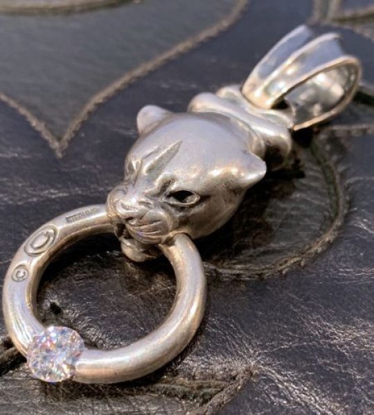 画像8: Long Neck Panther With ZAZA Floating 6.5mm 1Ct  Moissanite O-Ring Pendant (8)
