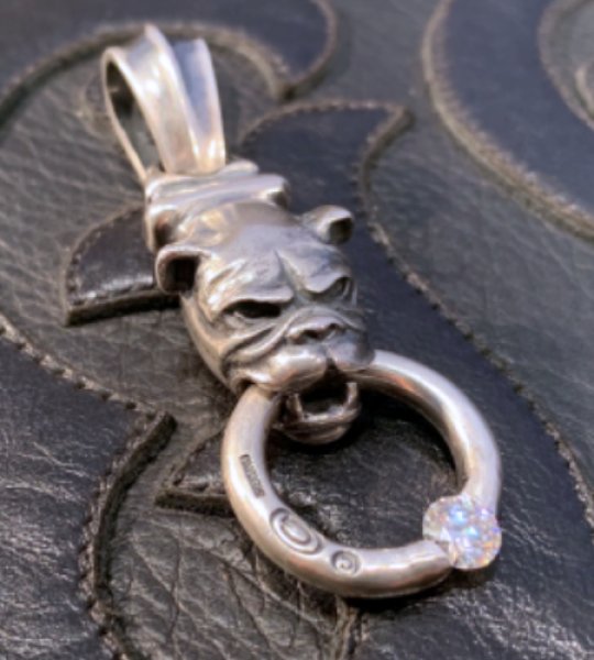 画像4: Long Neck Bulldog With ZAZA Floating 6.5mm 1Ct  Moissanite O-Ring Pendant (4)