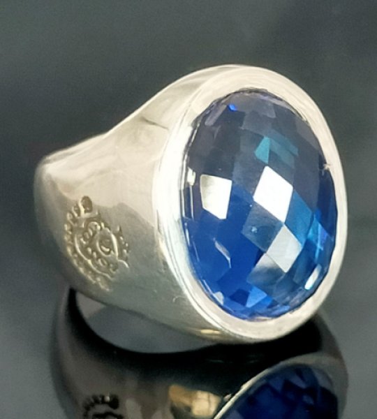 画像1: Facet Cut Blue Sapphire Signet Zaza Ring (1)