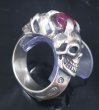 画像4: Ruby Half Devil Skull Triangle Wire Bangle Ring (4)