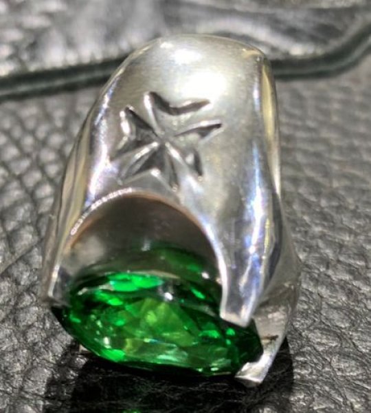 画像7: 23Ct. Green Sapphire Signet Ring (7)