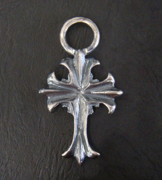 画像2: 2inc Gothic Cross Pendant (2)