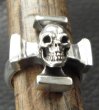 画像11: Quarter Skull On Square Hammer Cross Ring (11)