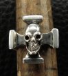 画像8: Quarter Skull On Square Hammer Cross Ring (8)