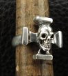 画像7: Quarter Skull On Square Hammer Cross Ring (7)