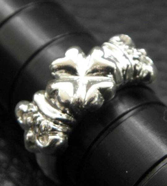 画像5: Small 4Heart Crown Ring (Platinum Finish) (5)