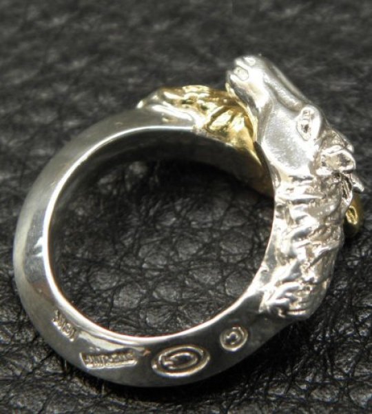 画像8: 18k Gold & Silver Horse Triangle Wire Bangle Ring Platinum Finish (8)