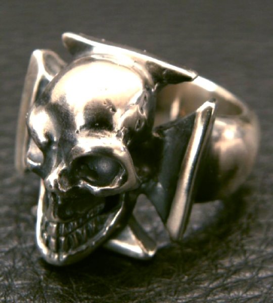 画像2: Skull Iron Cross Ring (2)