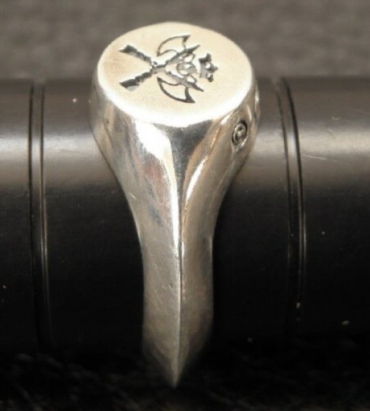 画像3: Battle-Ax Small Signet Triangle Wire Ring (3)